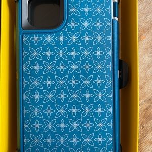 NEW Otterbox iPhone 11